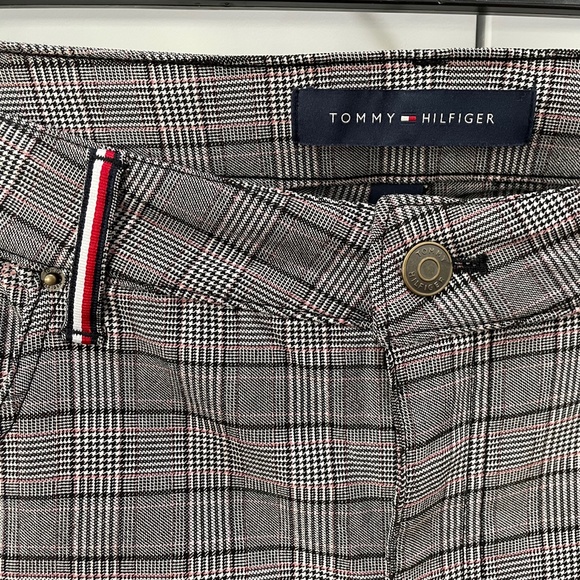 Tommy Hilfiger The Flex Plaid Patterned Ankle Pants 14 - Picture 2 of 12
